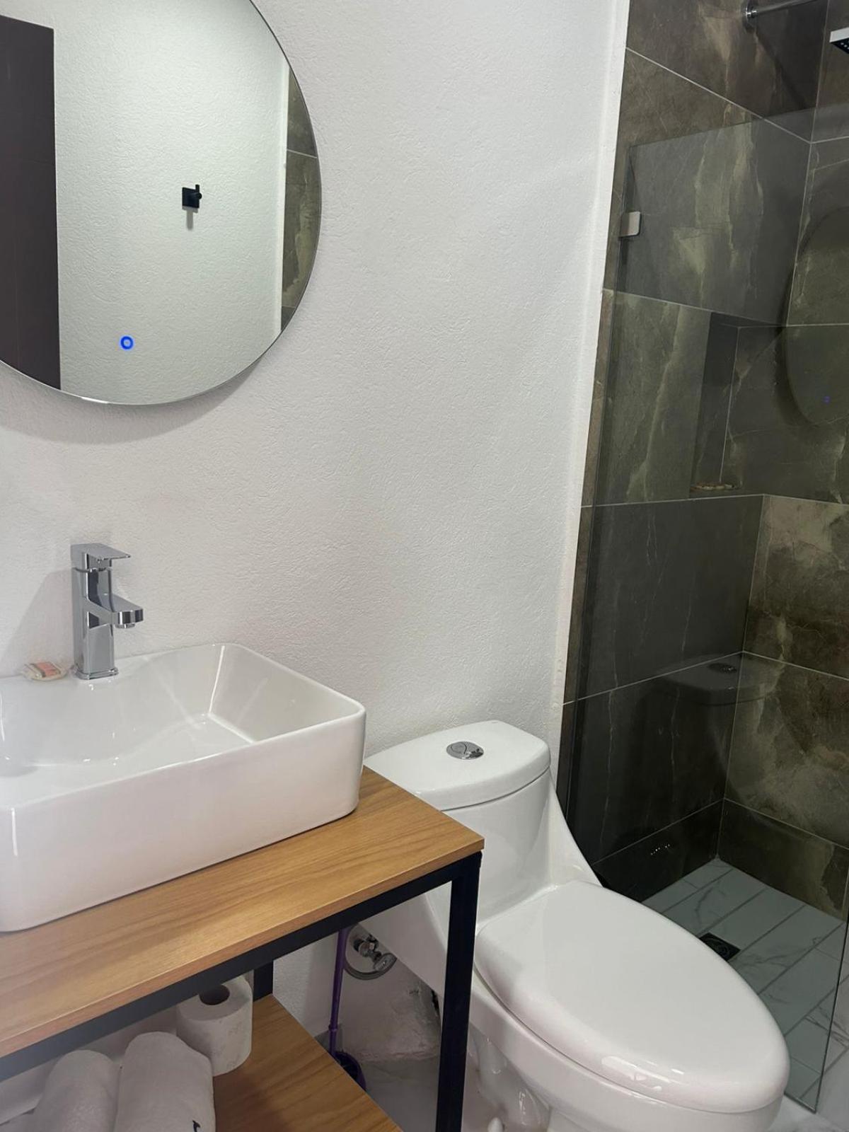 Vidrio Suites Col Americana Γκουανταλαχάρα Εξωτερικό φωτογραφία